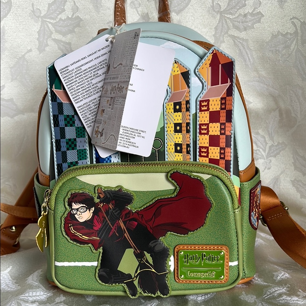 Loungefly Harry Potter Quidditch Towers Backpack - Picture 4 of 15